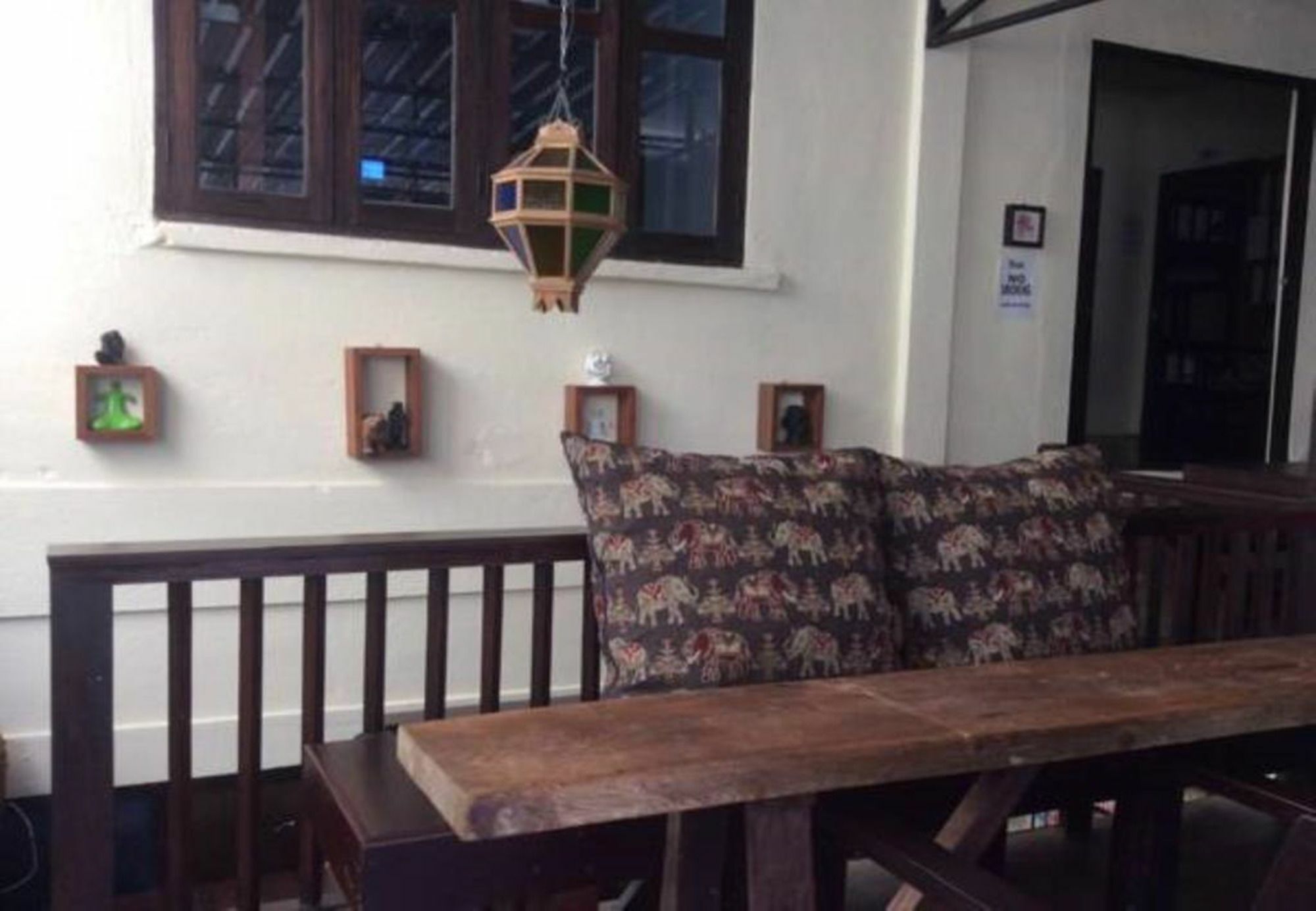 Thapae Backpackers Hostel (Adults Only) Chiang Mai Zewnętrze zdjęcie